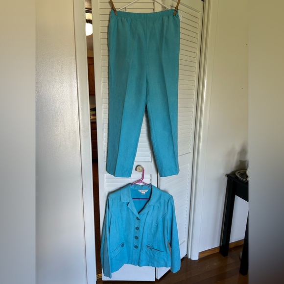 Drapers & Damons Pants - Women’s Drapers & Damons Aqua 2 piece Jacket and Pants Pantsuit Size Medium